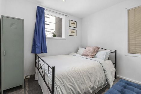 Photo of property in Atrium Towers, 8e/154 The Terrace, Wellington Central, Wellington, 6011