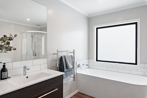 Photo of property in 12 Millhaven Place, Otaki, 5512