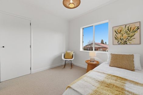 Photo of property in 48 Drivers Road, Maori Hill, Dunedin, 9010