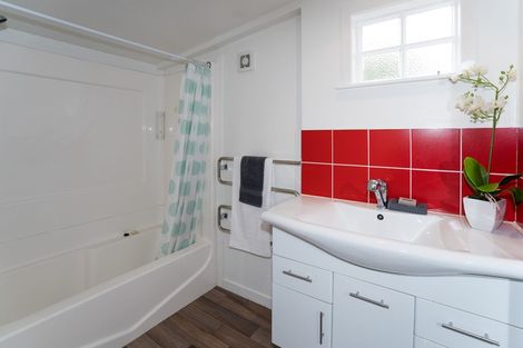 Photo of property in 10 Baretta Street, Somerfield, Christchurch, 8024