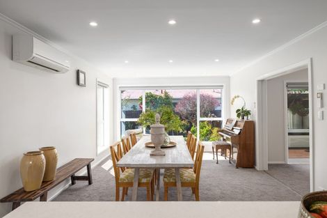 Photo of property in 73 Grahams Road, Burnside, Christchurch, 8041