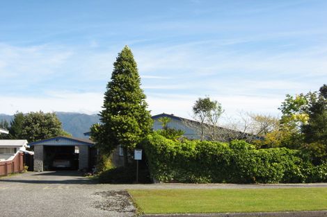 Photo of property in 26 Disraeli Street, Westport, 7825