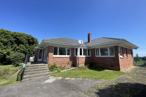 Photo of property in 23 Peverill Crescent, Papatoetoe, Auckland, 2025