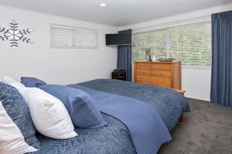 Photo of property in 6 Yeoman Place, Howick, Auckland, 2014