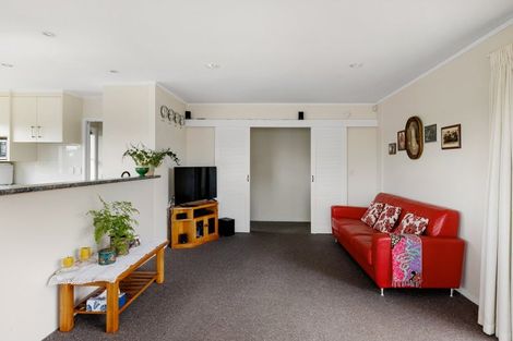 Photo of property in 3 Dallinger Street, St Andrews, Hamilton, 3200