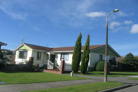 Photo of property in 14 Observatory Close, Whitby, Porirua, 5024