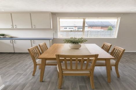 Photo of property in 2/77a Halswell Road, Hillmorton, Christchurch, 8025