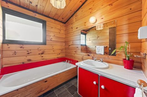 Photo of property in 2 Desmond Place, Bell Block, New Plymouth, 4312