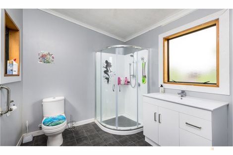 Photo of property in 12 James Street, Waimate, 7980