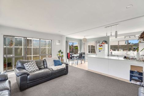 Photo of property in 14 Cholmondeley Crescent, Whitianga, 3510