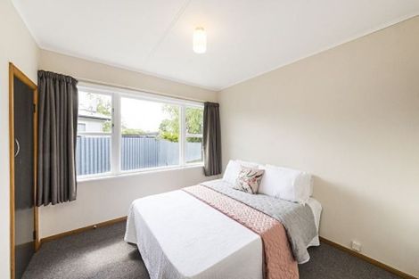 Photo of property in 10 Catlins Crescent, Milson, Palmerston North, 4414