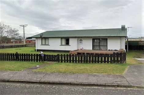 Photo of property in 2 Puweto Street, Selwyn Heights, Rotorua, 3015