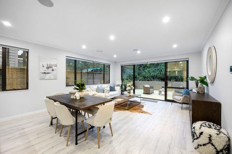 Photo of property in 10 Kina Place, Long Bay, Auckland, 0630
