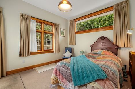 Photo of property in 40 Saint Andrews Hill Road, Mount Pleasant, Christchurch, 8081