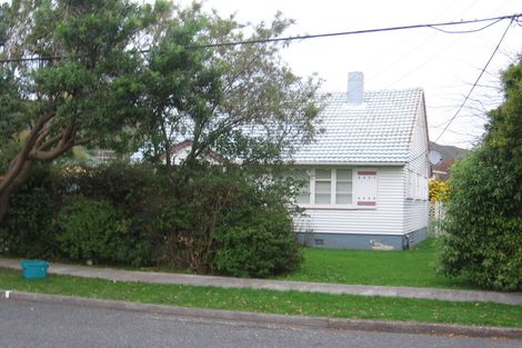 Photo of property in 72 Durham Crescent, Fairfield, Lower Hutt, 5011