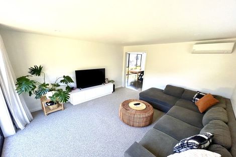 Photo of property in 12a Kauri Street, Merrilands, New Plymouth, 4312