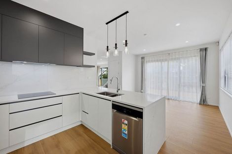 Photo of property in 71 Salamanca Road, Sunnynook, Auckland, 0620