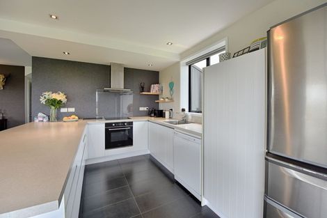 Photo of property in 92 Sinclair Road, Browns, Winton, 9782