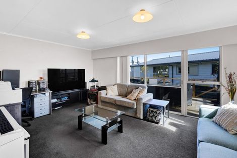 Photo of property in 1 Antonia Place, Bell Block, New Plymouth, 4312