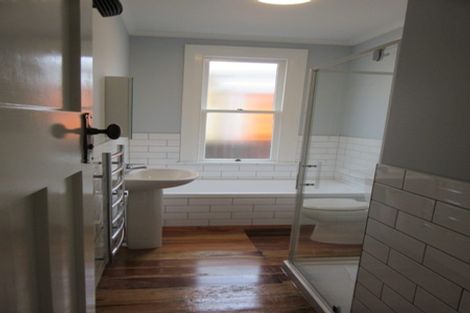 Photo of property in 172a Queens Drive, Lyall Bay, Wellington, 6022