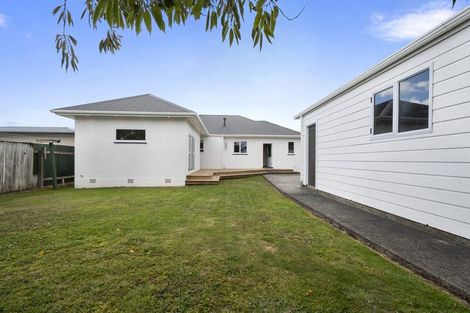 Photo of property in 63 Guy Avenue, Takaro, Palmerston North, 4410