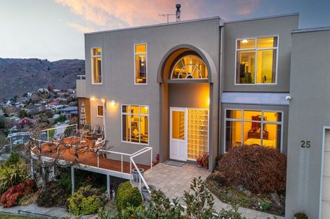 Photo of property in 25 Aronui Road, Bridge Hill, Alexandra, 9320