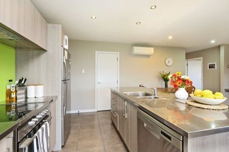 Photo of property in 1 Waitaha Place, Clive, 4102