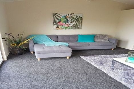 Photo of property in 27a Waingake Road, Manutuke, 4072