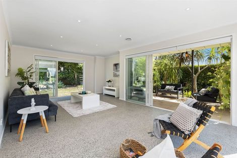 Photo of property in 6 Mckenzie Avenue, Arkles Bay, Whangaparaoa, 0932