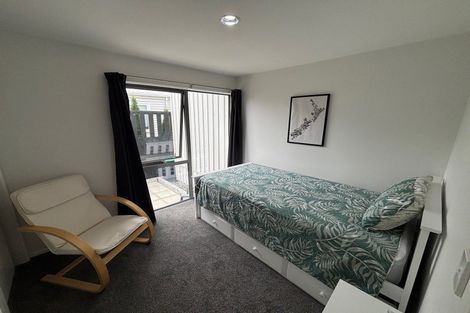 Photo of property in 2/79 Beachville Road, Redcliffs, Christchurch, 8081