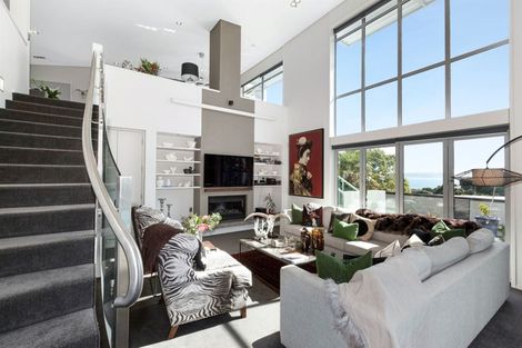 Photo of property in 32 Roys Road, Plimmerton, Porirua, 5026