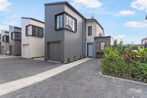 Photo of property in 19 Glidepath Road, Hobsonville, Auckland, 0616