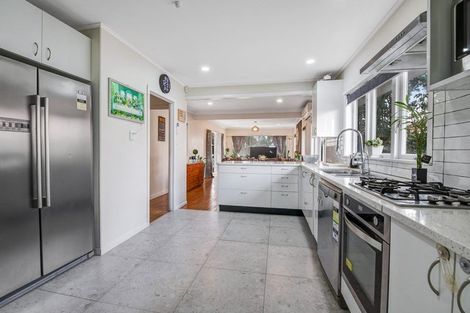 Photo of property in 1/73 Chivalry Road, Glenfield, Auckland, 0629
