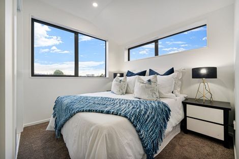 Photo of property in 21c Laura Street, Kelston, Auckland, 0602