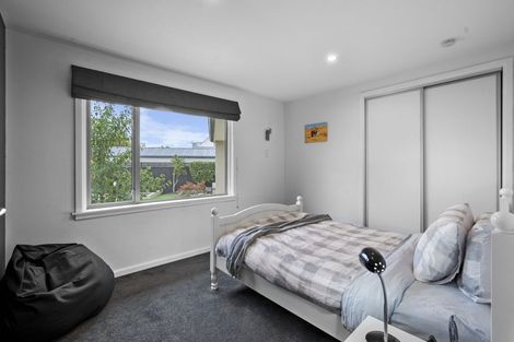 Photo of property in 53 Windermere Road, Papanui, Christchurch, 8053