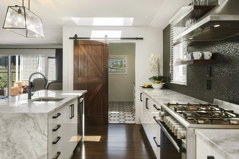 Photo of property in 160a Rose Street, Somerfield, Christchurch, 8024