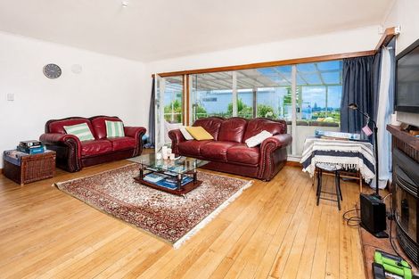 Photo of property in 211 East Coast Road, Castor Bay, Auckland, 0620