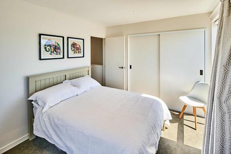 Photo of property in 15/6 Oswald Crescent, Paparangi, Wellington, 6037