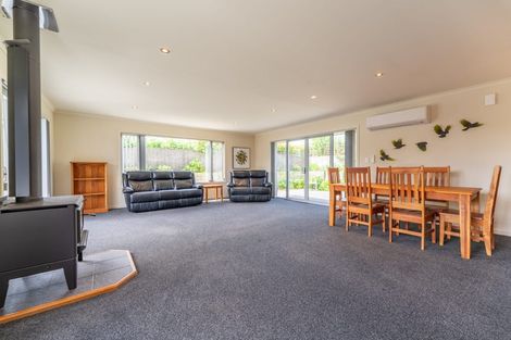 Photo of property in 35a Avenue Road, West End, Timaru, 7910