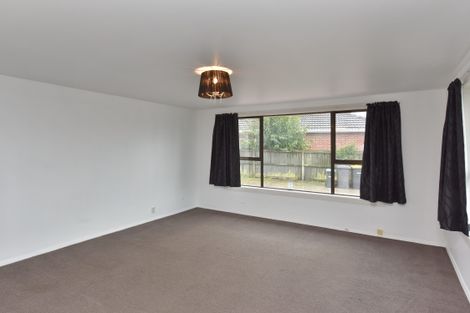 Photo of property in 33 Bournemouth Crescent, Aranui, Christchurch, 8061