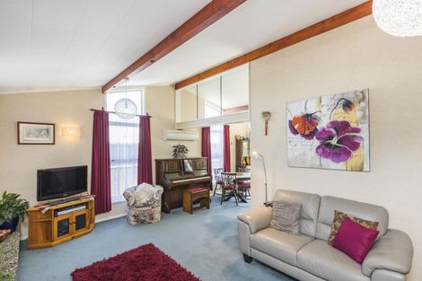 Photo of property in 21 Lockhart Avenue, Milson, Palmerston North, 4414