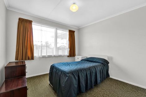 Photo of property in 9 Kowhai Street, Strandon, New Plymouth, 4312