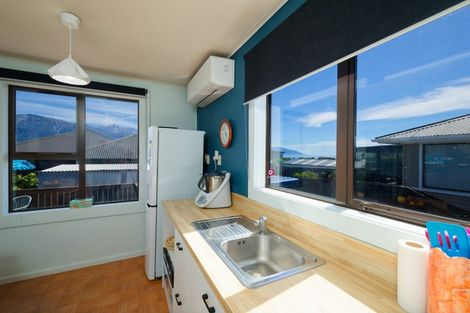 Photo of property in 22 Bayview Street, Kaikoura, 7300