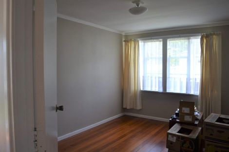 Photo of property in 44 Shearer Crescent, Naenae, Lower Hutt, 5011