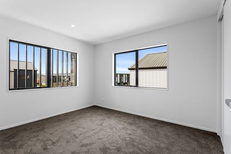 Photo of property in 20 Port Way, Rosehill, Papakura, 2113