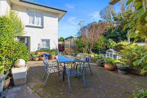 Photo of property in 27 Esk Street, Parkvale, Tauranga, 3112