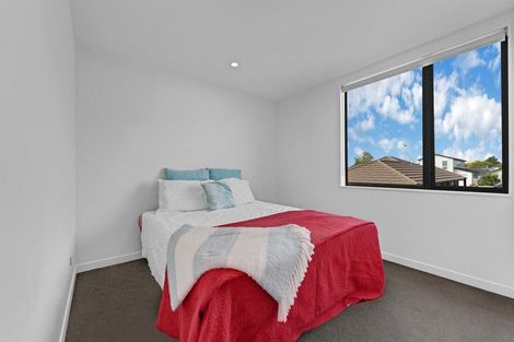 Photo of property in 17 Hoiho Road, Pukekohe, 2120