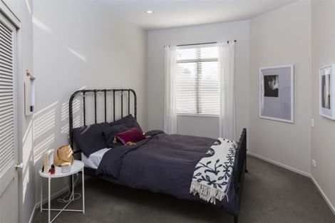 Photo of property in 100a Fendalton Road, Fendalton, Christchurch, 8014