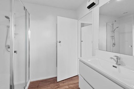 Photo of property in 66 Greendale Avenue, Avonhead, Christchurch, 8042