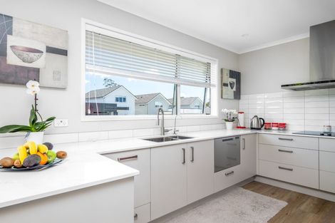 Photo of property in 33 Te Wairere Crescent, Kerikeri, 0230